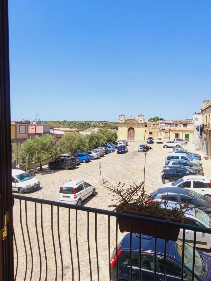 La Perla Di Noto Hotel Exterior foto