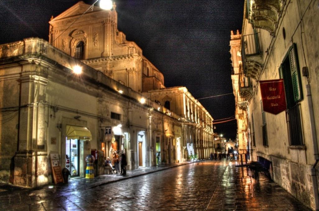 La Perla Di Noto Hotel Exterior foto